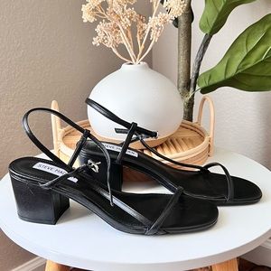 NWOT-Steve Madden Heeled Sandals